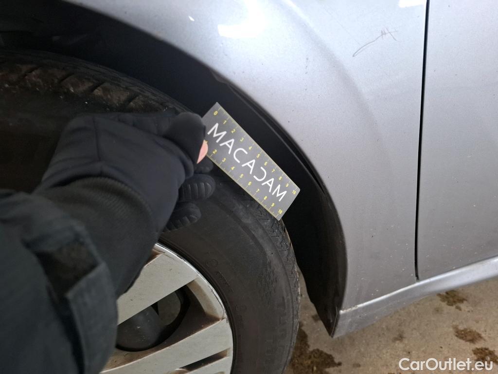  Peugeot  208  Affaire Premium Pack 1.5 HDi 100CV BVM5 E6dT #53