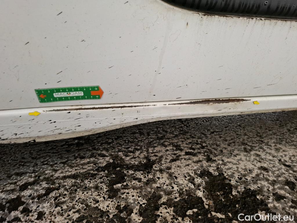  Renault  Master RENAULT  VU 4p Fourgon FG-CF TRAC 3500 L2H2 Energy dCi 125 #14