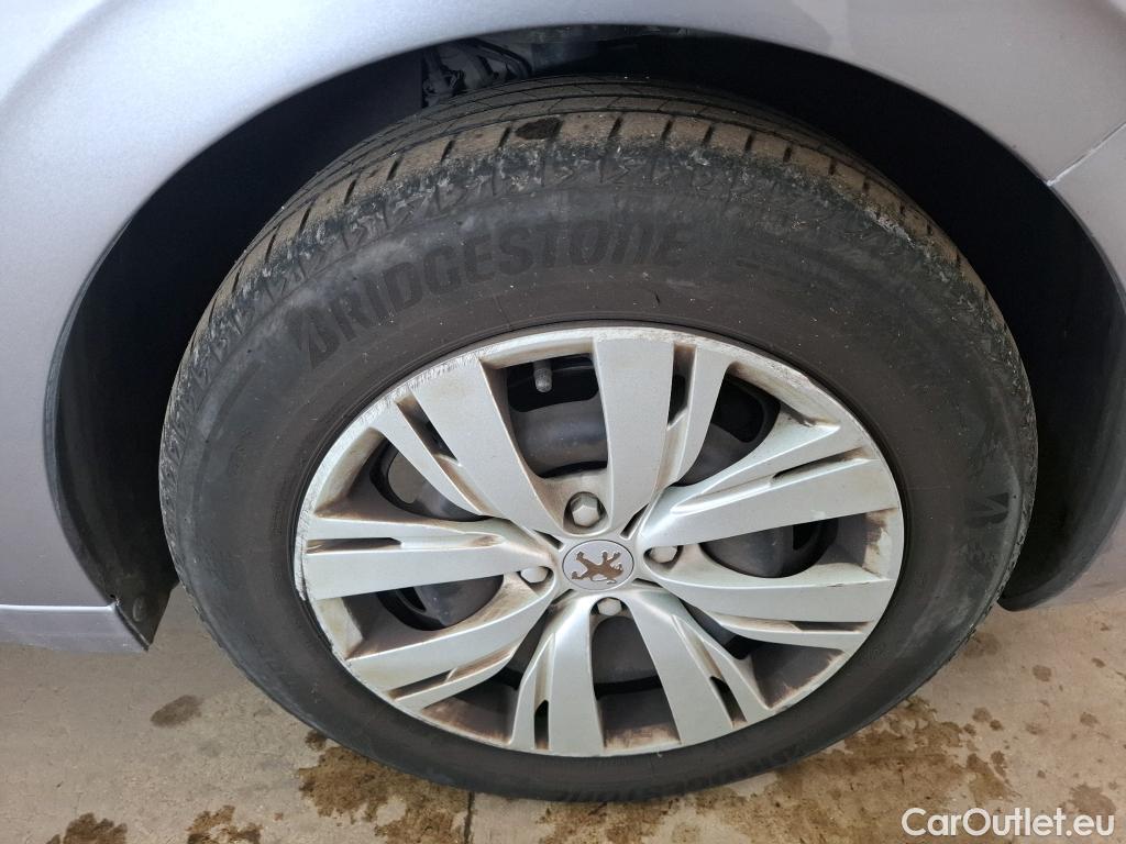  Peugeot  208  Affaire Premium Pack 1.5 HDi 100CV BVM5 E6dT #39