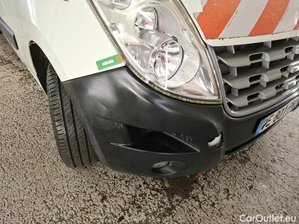  Renault  Master RENAULT  VU 4p Fourgon FG-CF TRAC 3500 L2H2 Energy dCi 125 #40