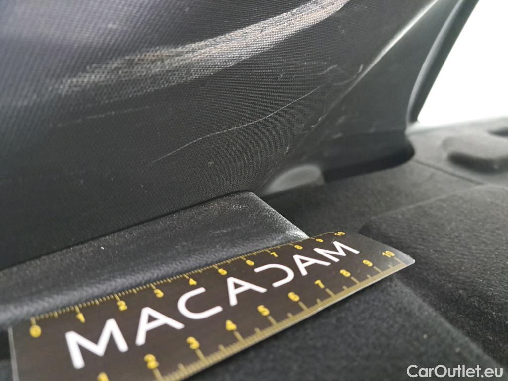  Peugeot  208  Premium 1.5 HDi 100CV BVM6 E6d #32