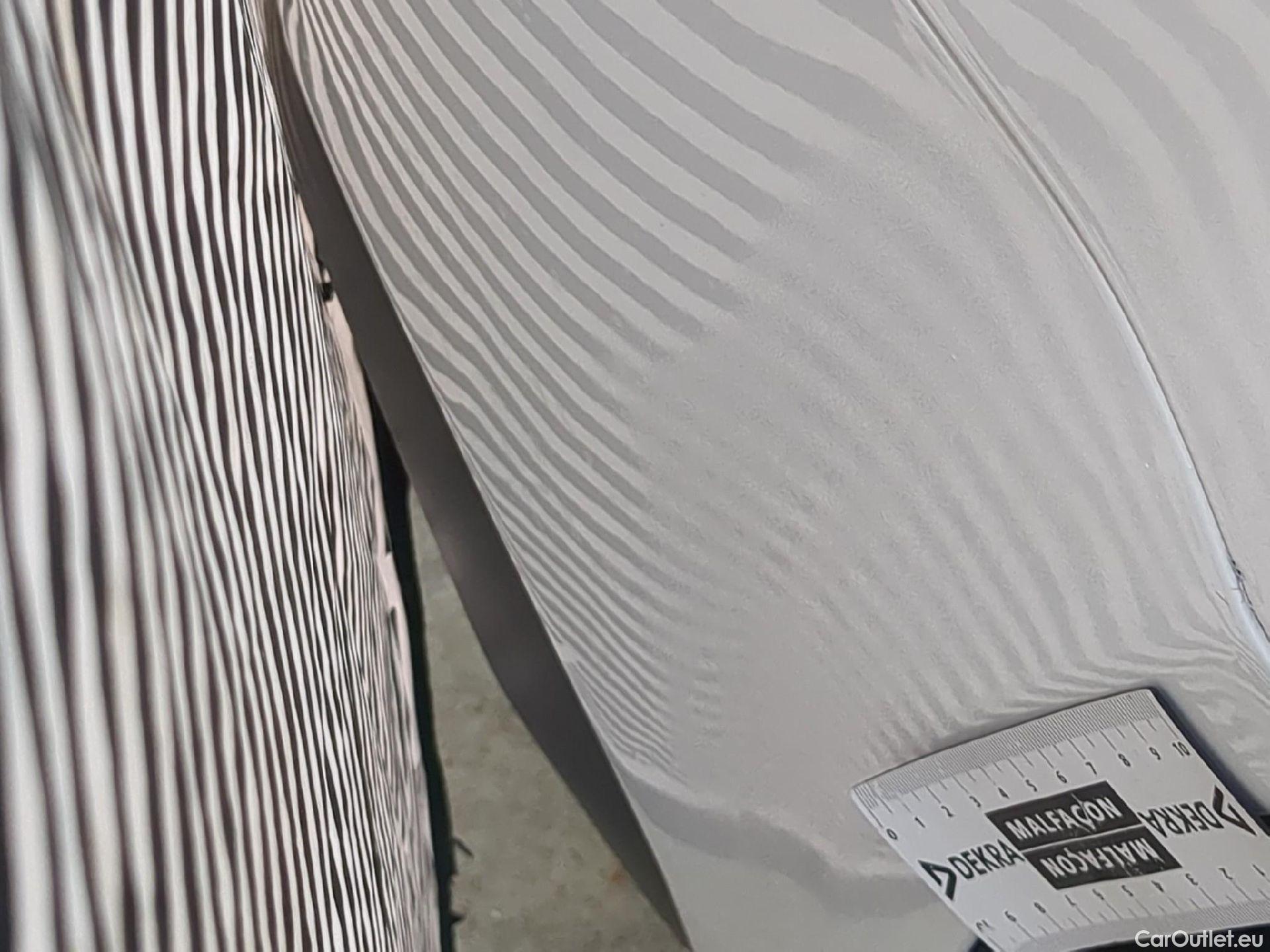  Volkswagen  Transporter VOLKSWAGEN  / 2019 / 4P / Fourgon tôlé 2.0 TDi 150 DSG7 L1H1 Business Line Plus #9