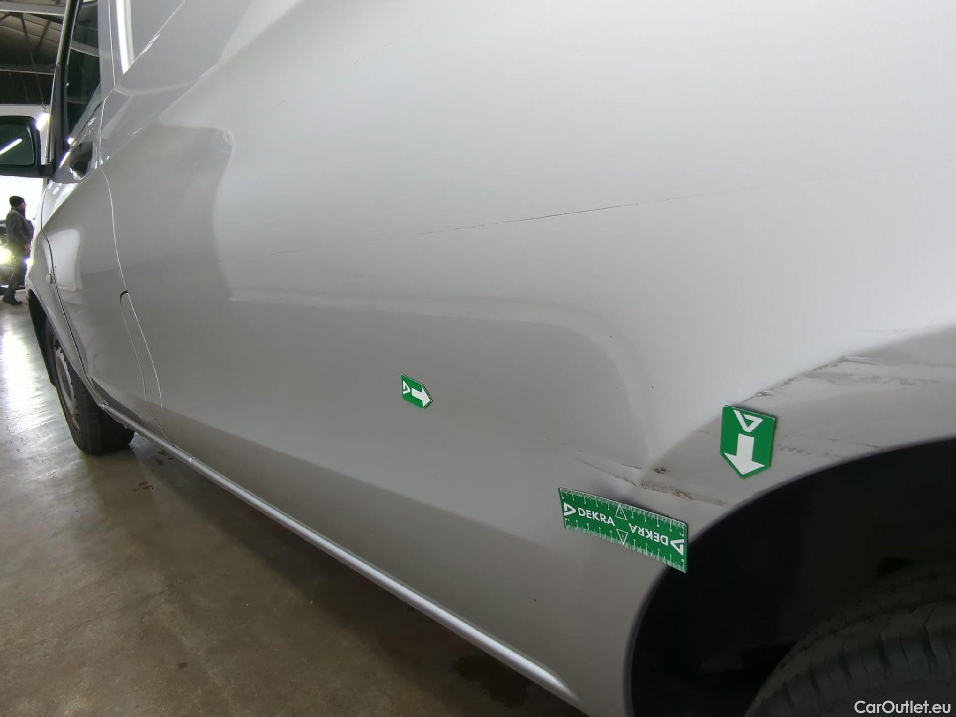  Mercedes  Vito MERCEDES-BENZ  Compact / 2020 / 4P / Fourgon tôlé 114 CDI Compact Pro traction #24