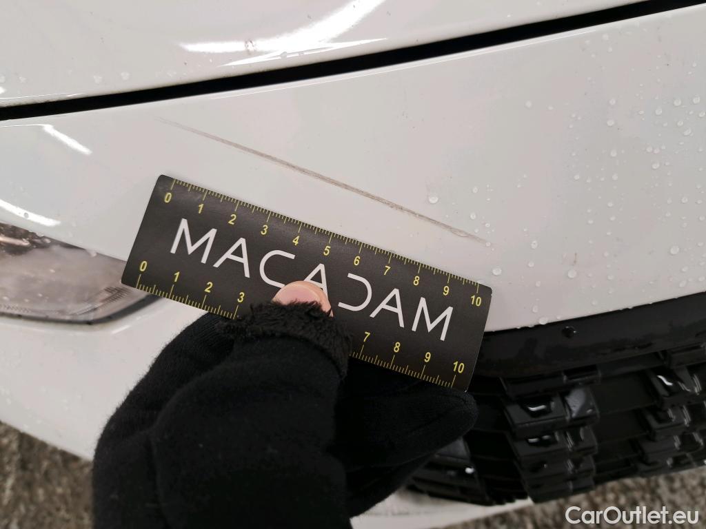  Peugeot  208  Premium 1.5 HDi 100CV BVM6 E6d #52