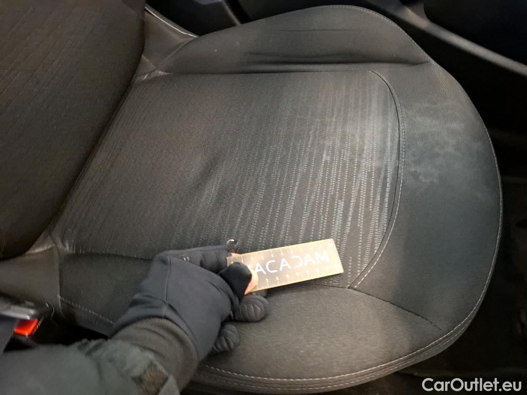  Peugeot  208  Affaire Premium Pack 1.5 HDi 100CV BVM5 E6dT #30