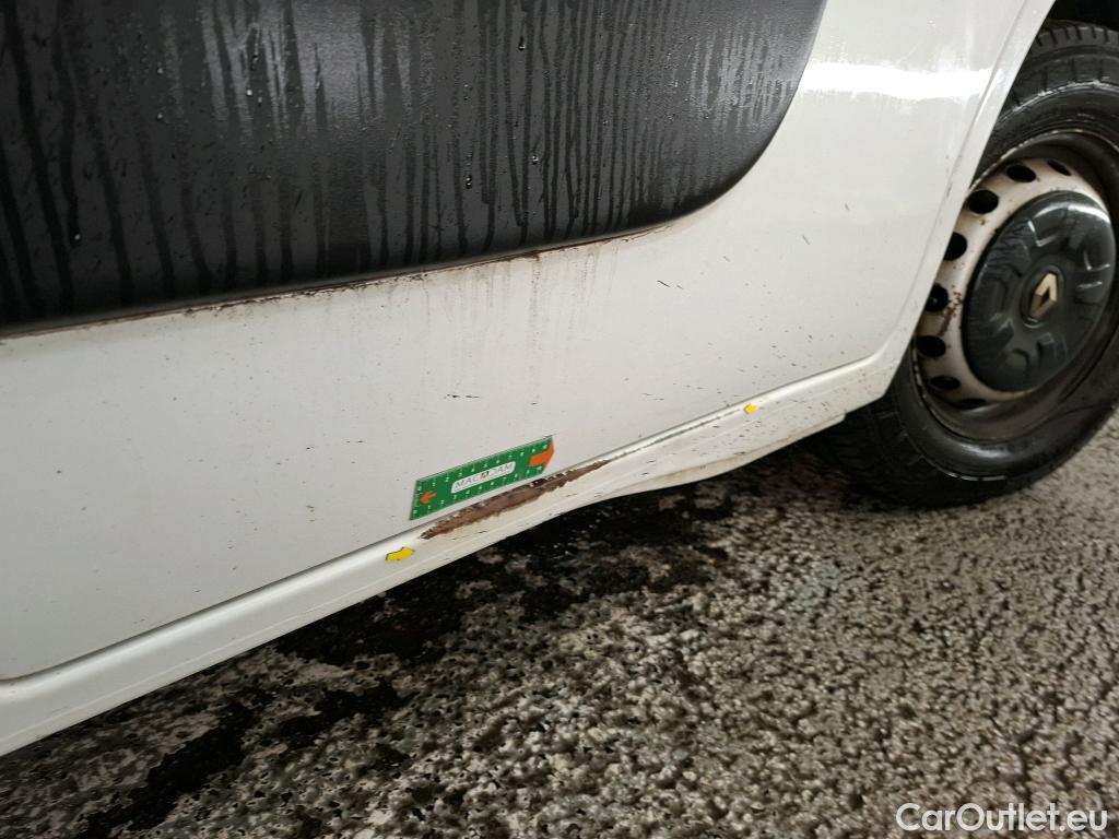  Renault  Master RENAULT  VU 4p Fourgon FG-CF TRAC 3500 L2H2 Energy dCi 125 #16