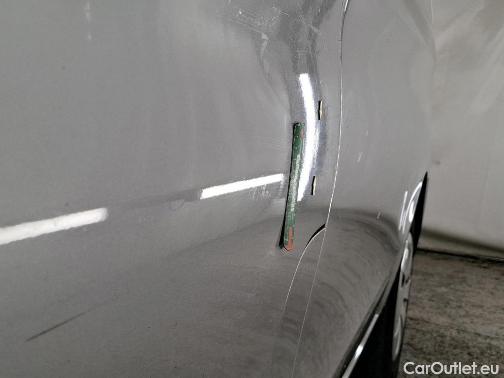  Mercedes  Vito MERCEDES-BENZ  Compact / 2020 / 4P / Fourgon tôlé 114 CDI Compact Select traction #13