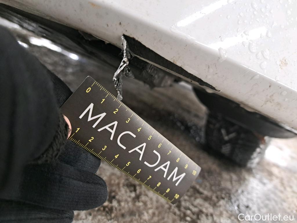  Peugeot  208  Premium 1.5 HDi 100CV BVM6 E6d #16