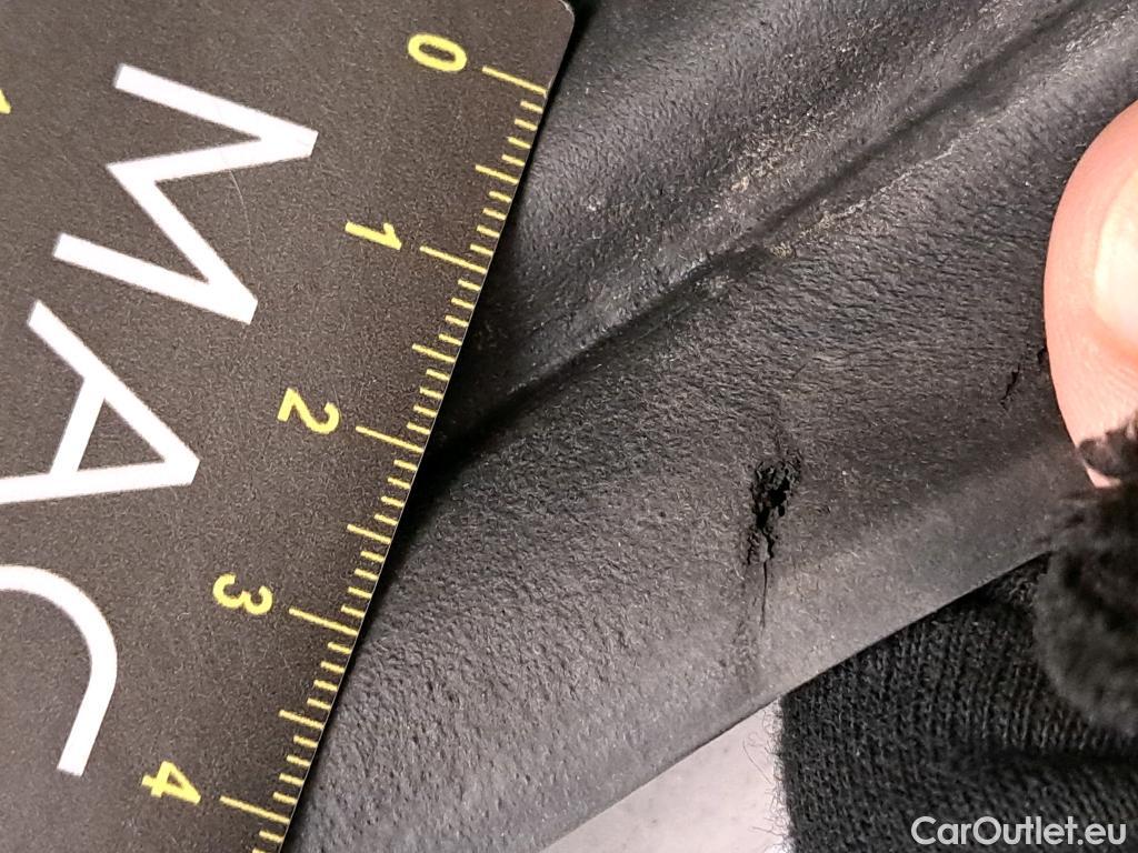  Peugeot  208  Premium 1.5 HDi 100CV BVM6 E6d #17