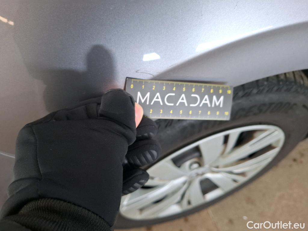  Peugeot  208  Affaire Premium Pack 1.5 HDi 100CV BVM5 E6dT #48