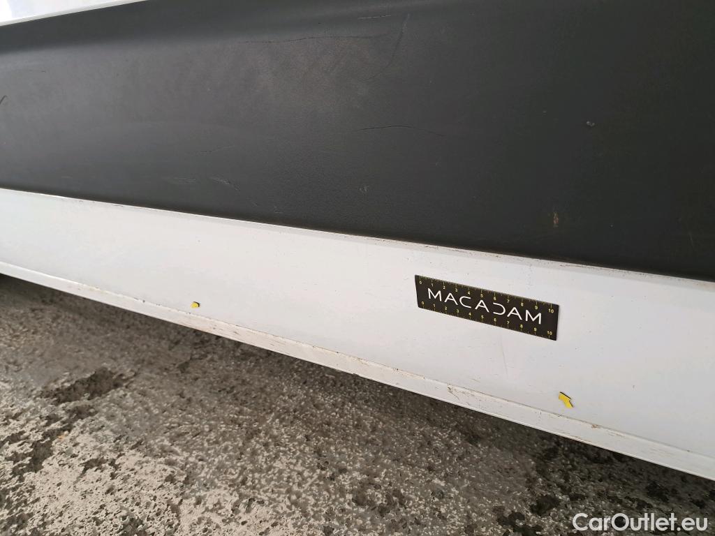  Renault  Master  III Fourgon L2H2 3 3 Grand Confort dCi 135CV BVM6 E6dT #8