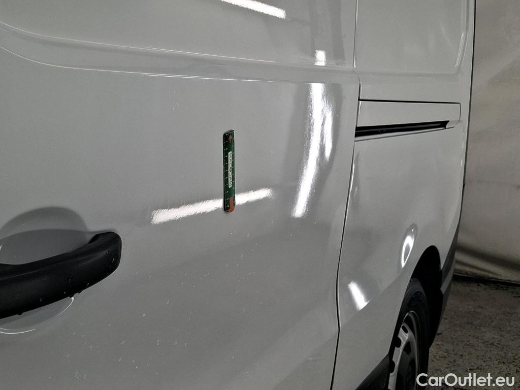  Renault  Trafic  Fourgon L2H1 3T Grand Confort 2.0 dCi 130CV BVM6 E6d #23