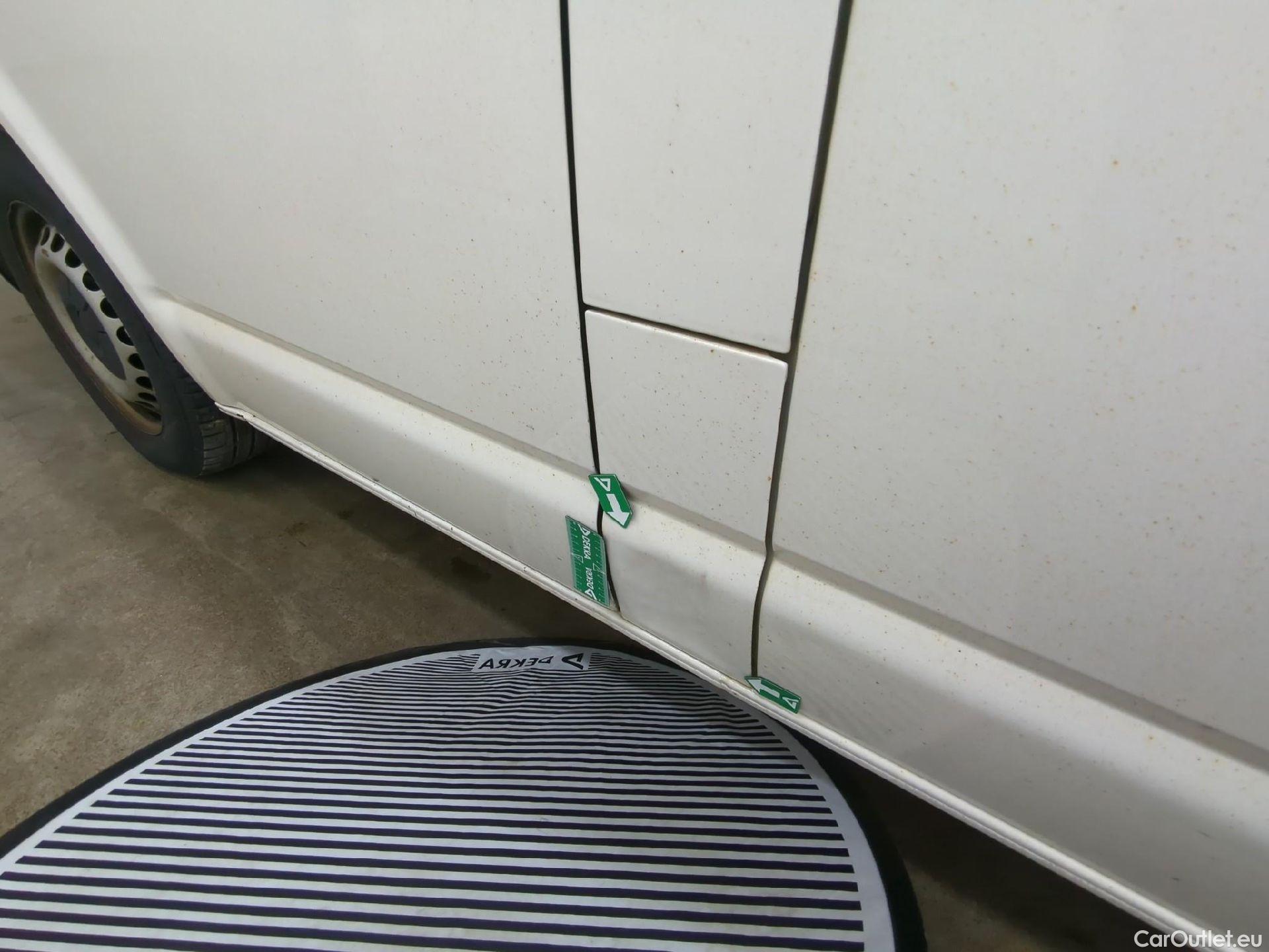  Volkswagen  Transporter T6  Fourgon -Mittelhochdach 4Motion 2.0 TDI 150CV BVM6 E6 #20