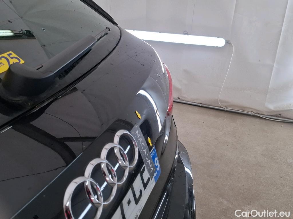  Audi  Q3 AUDI  / 2018 / 5P / SUV 35 TFSI 150 MHEV S TRONIC S LINE #18