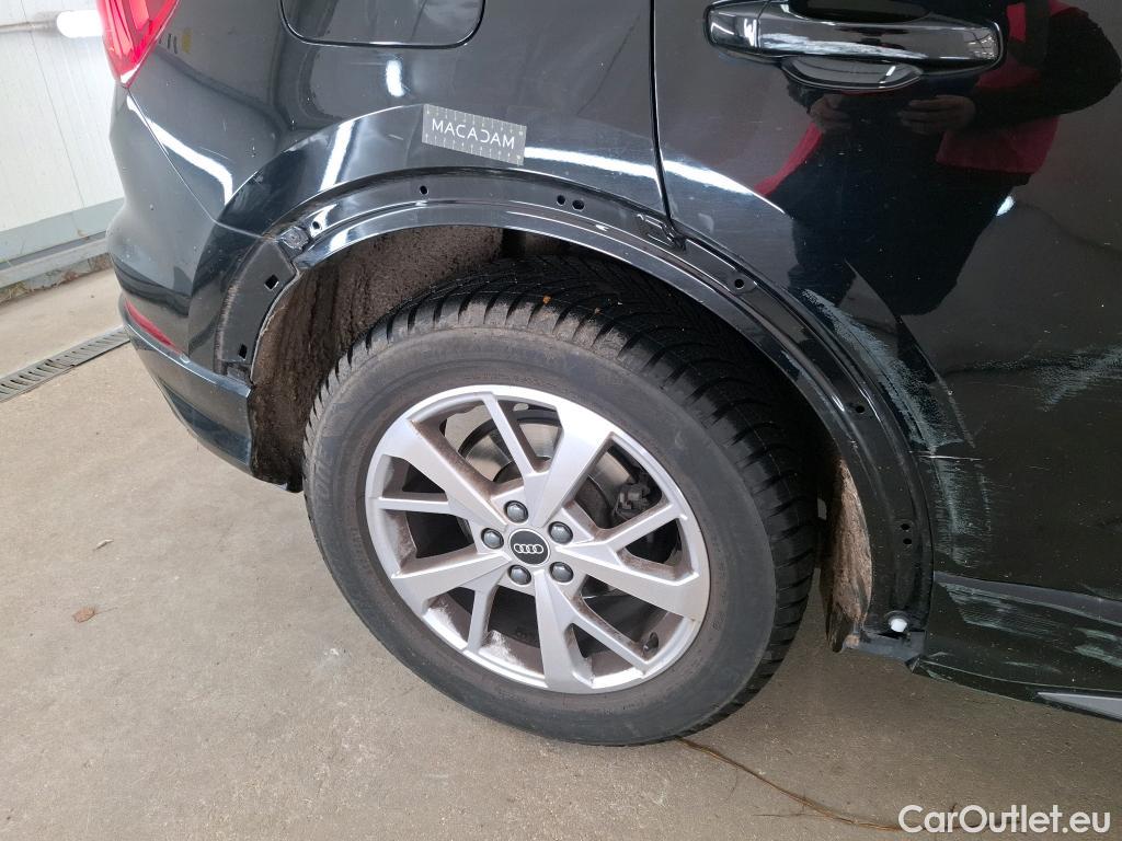  Audi  Q3 AUDI  / 2018 / 5P / SUV 35 TFSI 150 MHEV S TRONIC S LINE #50