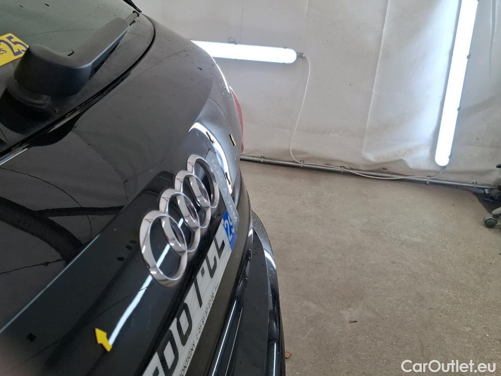  Audi  Q3 AUDI  / 2018 / 5P / SUV 35 TFSI 150 MHEV S TRONIC S LINE #17