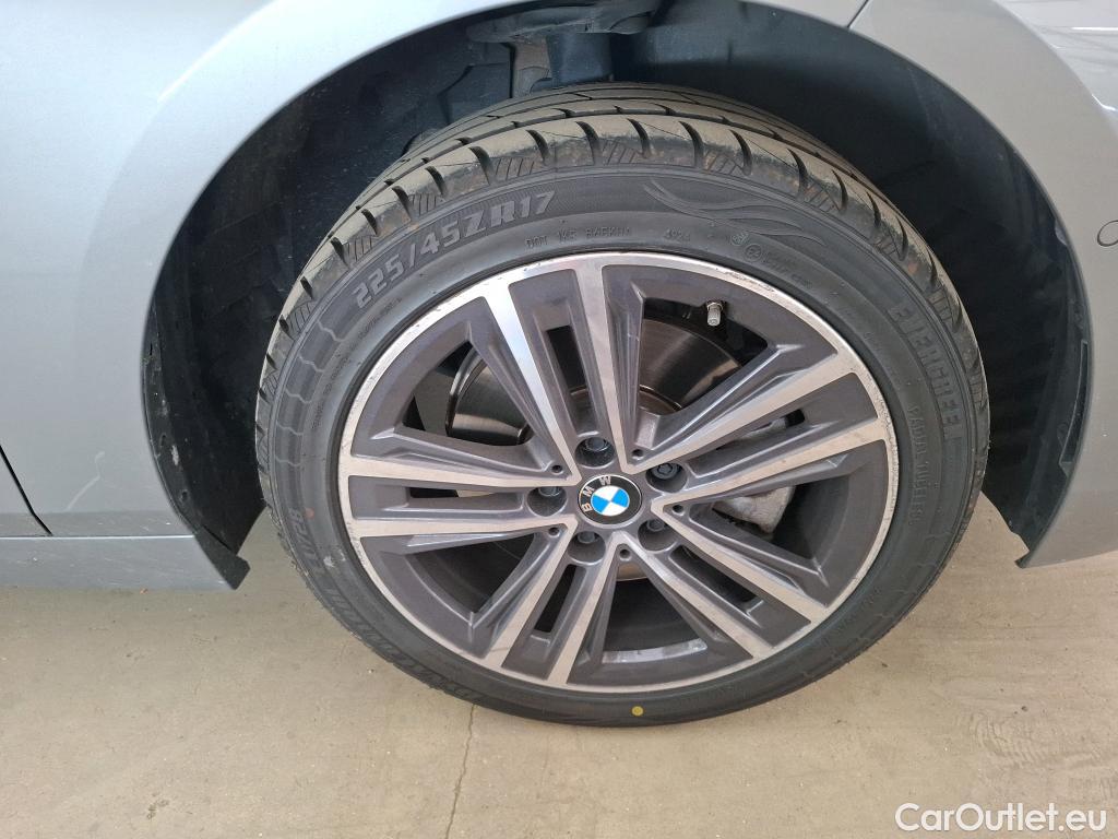  Bmw  Serie 1 BMW Série 1 / 2019 / 5P / Berline 116i DKG7 Business Design #17