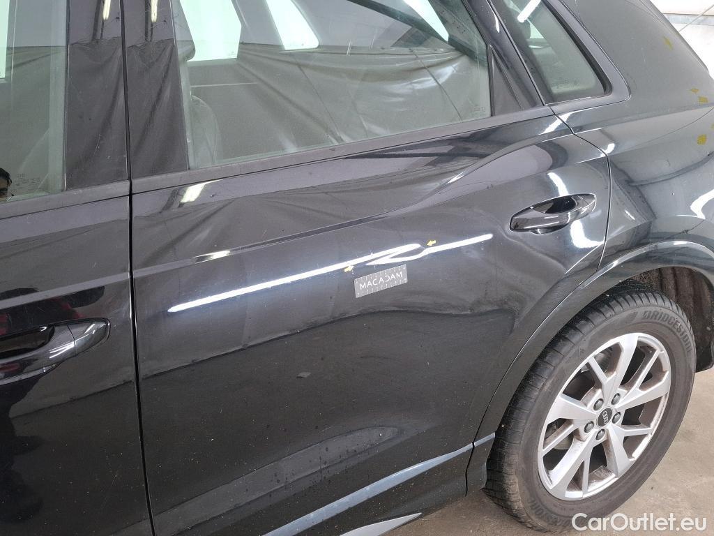  Audi  Q3 AUDI  / 2018 / 5P / SUV 35 TFSI 150 MHEV S TRONIC S LINE #10