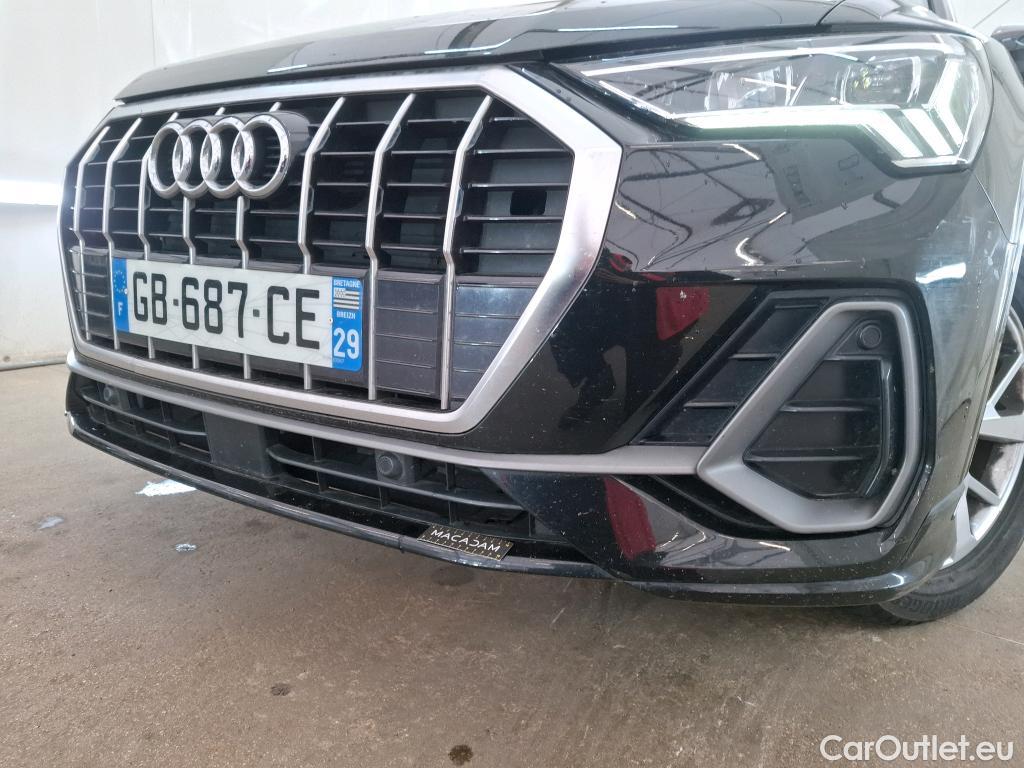  Audi  Q3 AUDI  / 2018 / 5P / SUV 35 TFSI 150 MHEV S TRONIC S LINE #55