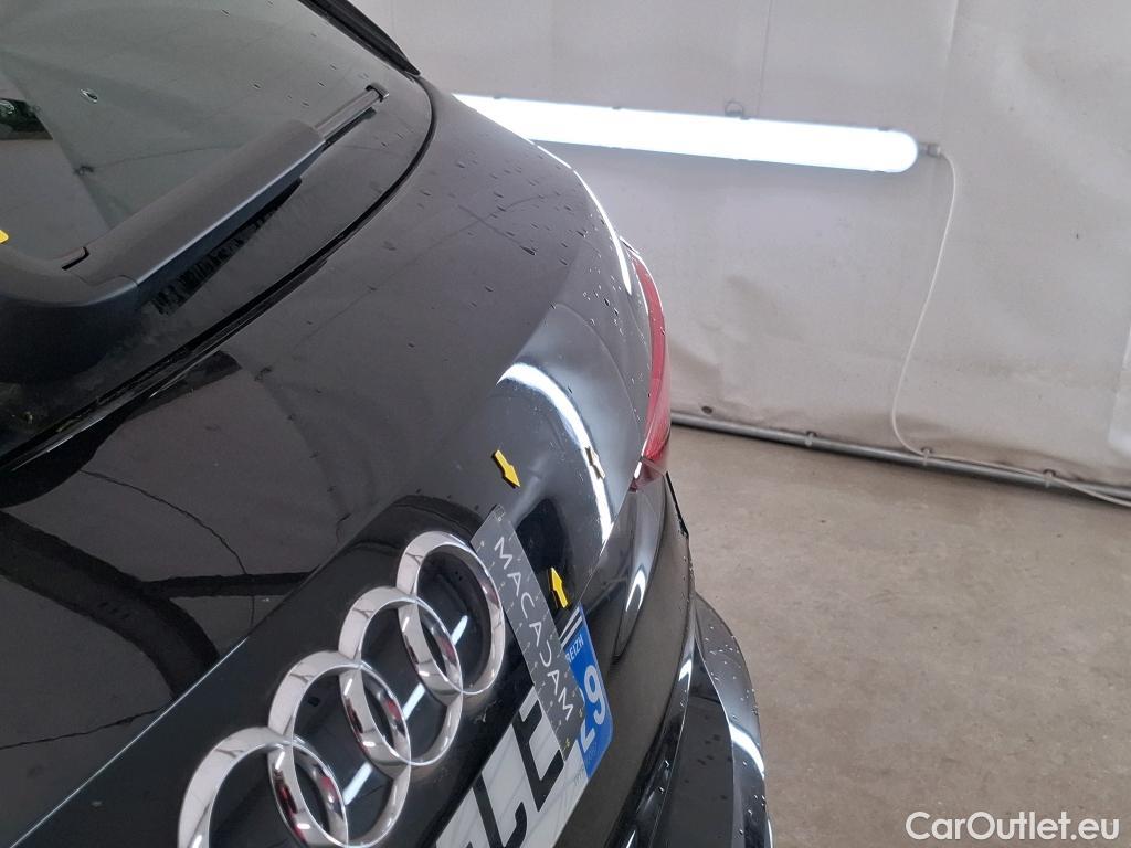  Audi  Q3 AUDI  / 2018 / 5P / SUV 35 TFSI 150 MHEV S TRONIC S LINE #19