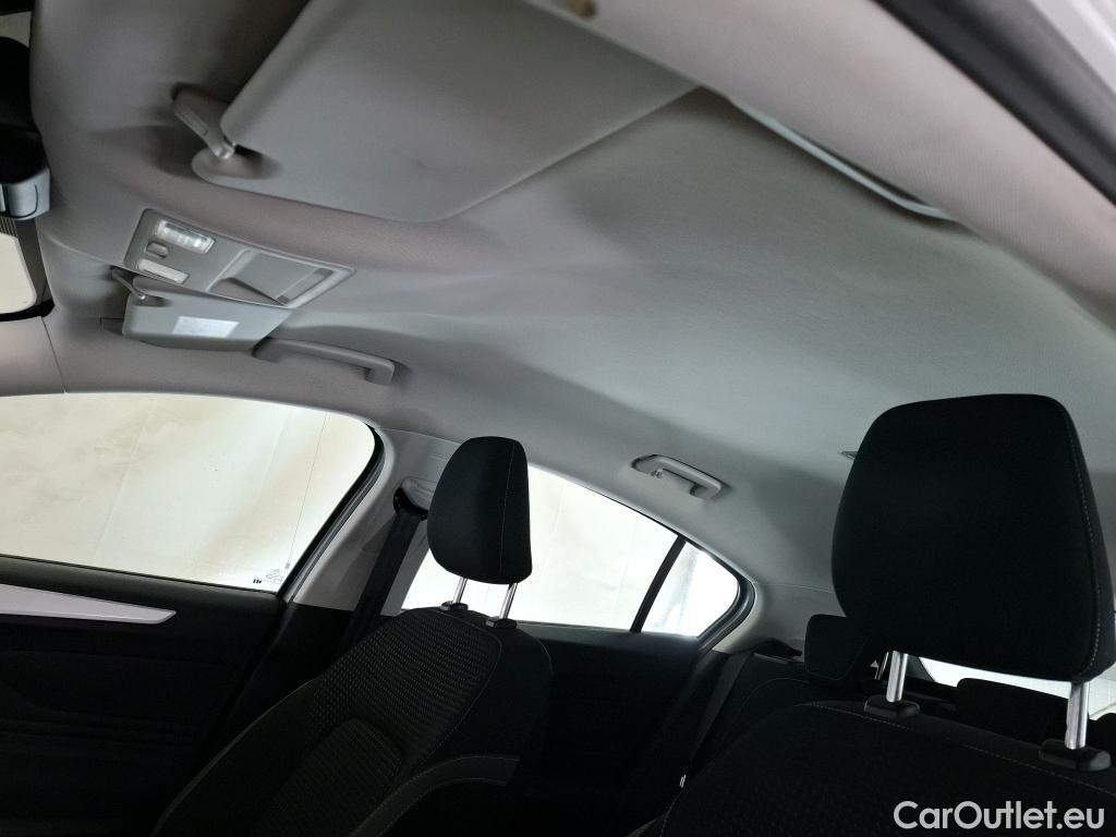  Ford  Focus FORD  / 2018 / 5P / Berline 5P - 1.0 EcoBoost 100 ch S&S Trend Busin #1