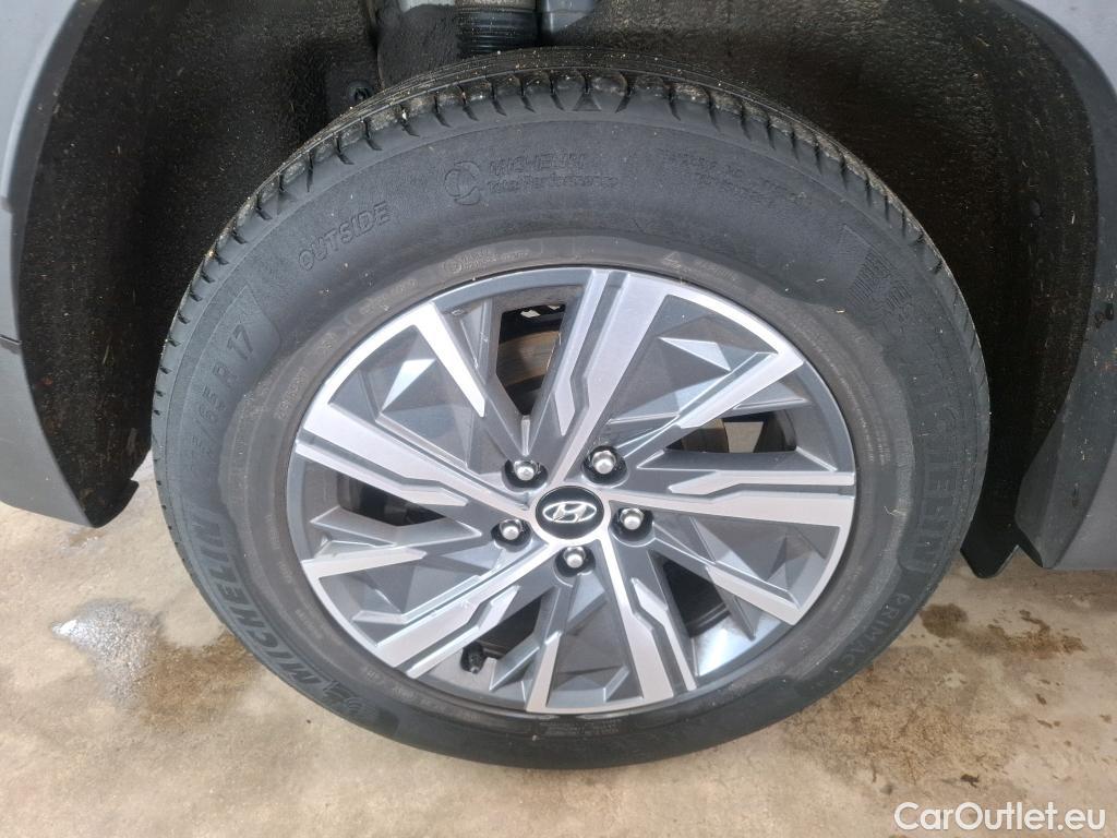  Hyundai  Tucson  Business Mild-Hybrid 2WD 1.6 CRDI 135CV BVA7 E6d #17