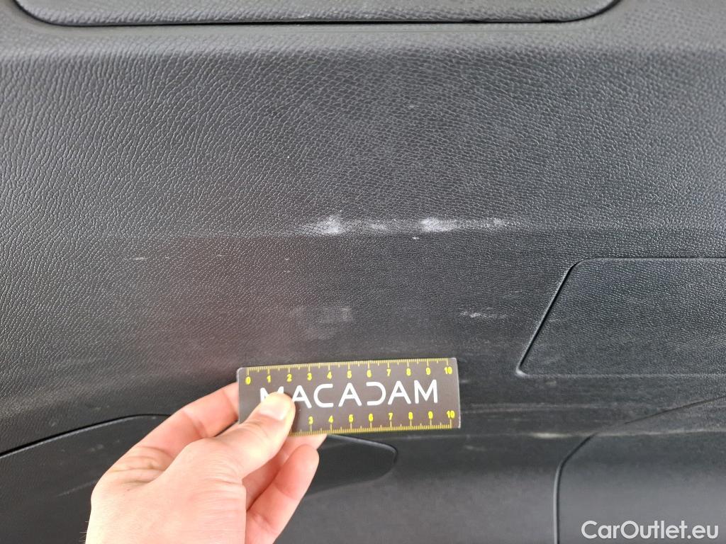  DS  DS7 DS DS 7 Crossback / 2017 / 5P / SUV E-TENSE 4x4 300 RIVOLI #30