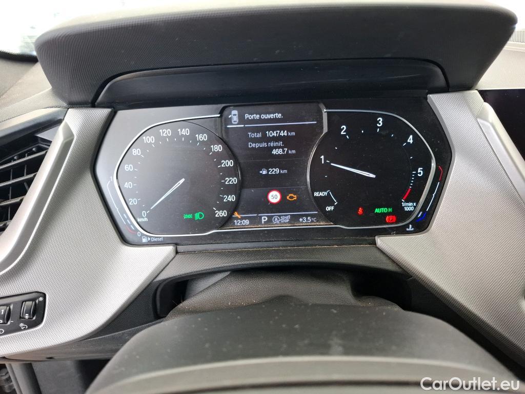  Bmw  Serie 1 BMW Série 1 / 2019 / 5P / Berline 1.5 116D DKG7 Business Design #32