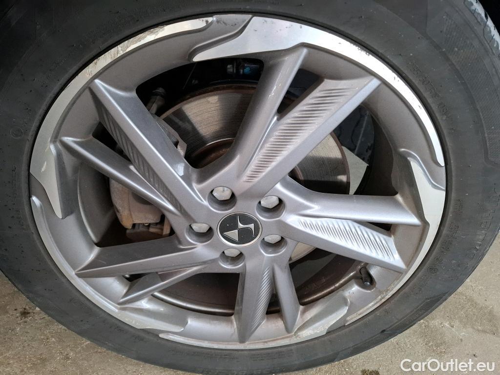  DS  DS7 DS DS 7 Crossback / 2017 / 5P / SUV E-TENSE 4x4 300 RIVOLI #12