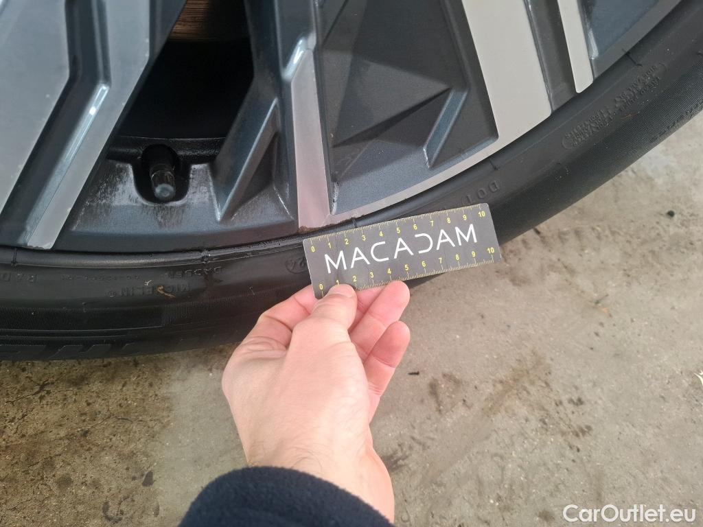  Hyundai  Tucson  Business Mild-Hybrid 2WD 1.6 CRDI 135CV BVA7 E6d #24