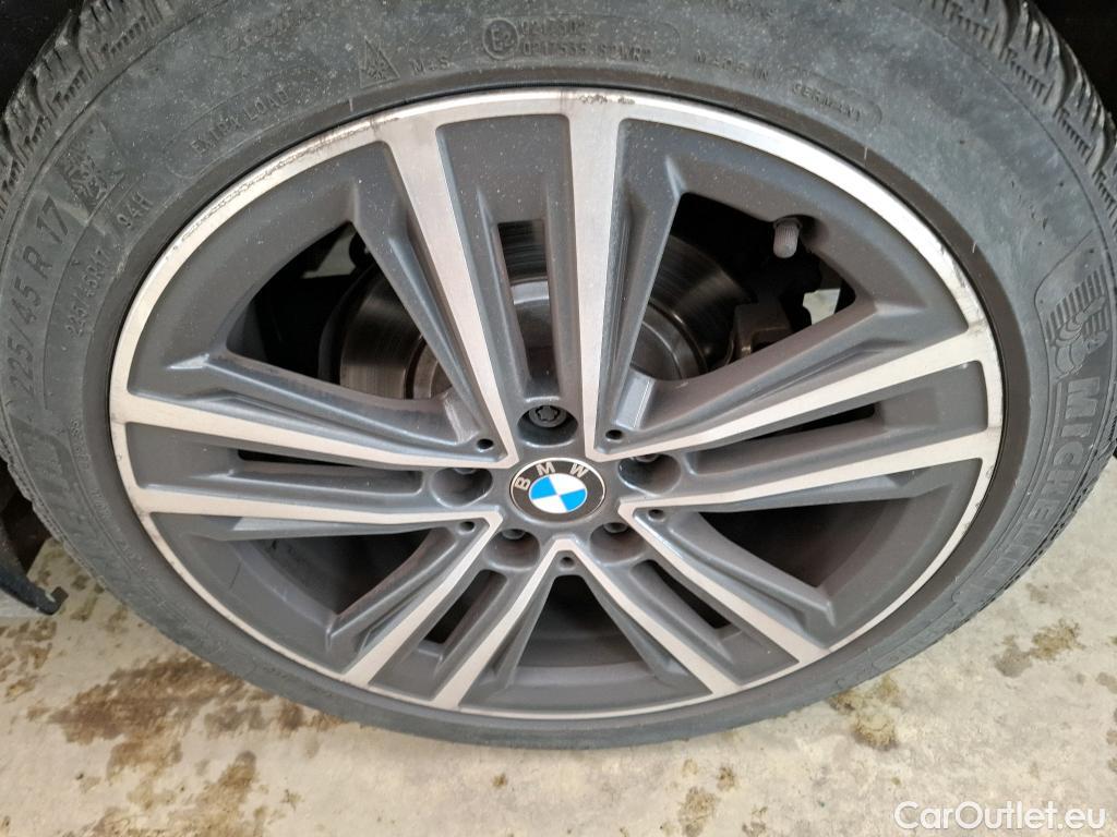  Bmw  Serie 1 BMW Série 1 / 2019 / 5P / Berline 1.5 116D DKG7 Business Design #10