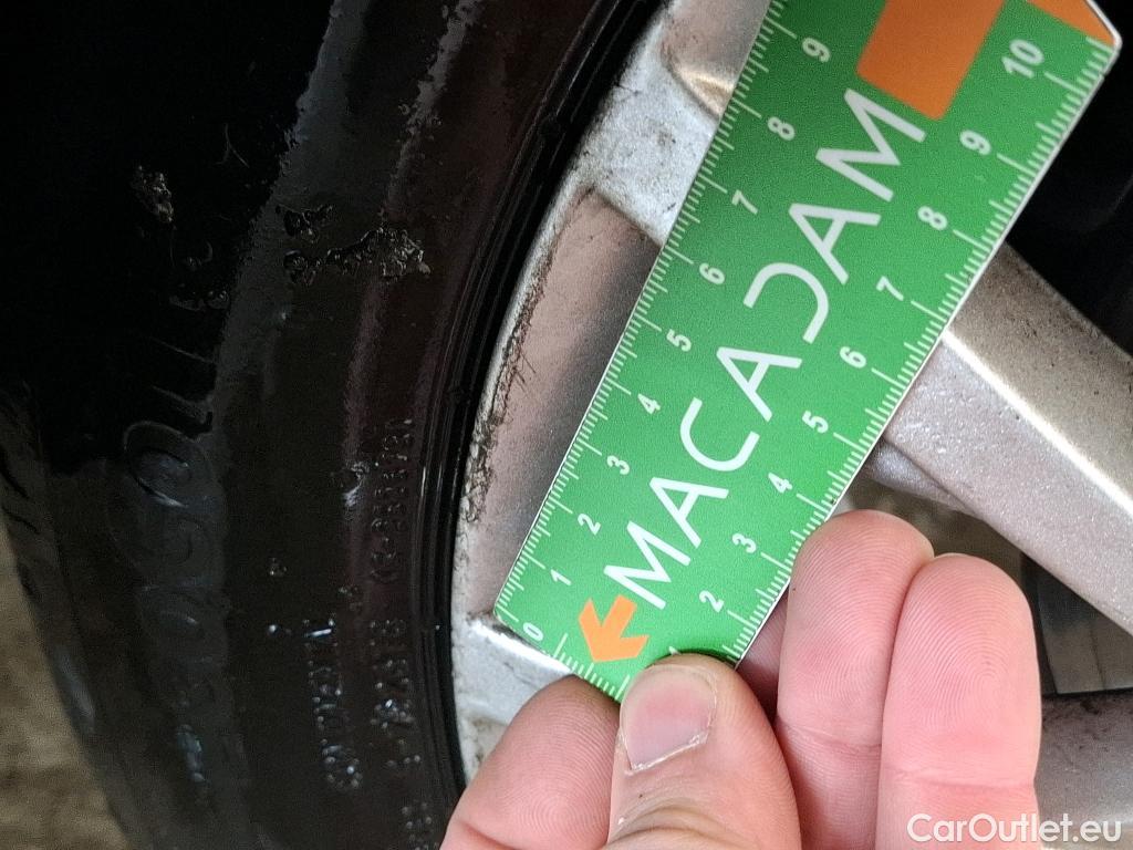  Fiat  500 FIAT   2015 3P Berline Hybrid 10 BSG 70 ch Dolcevita #17