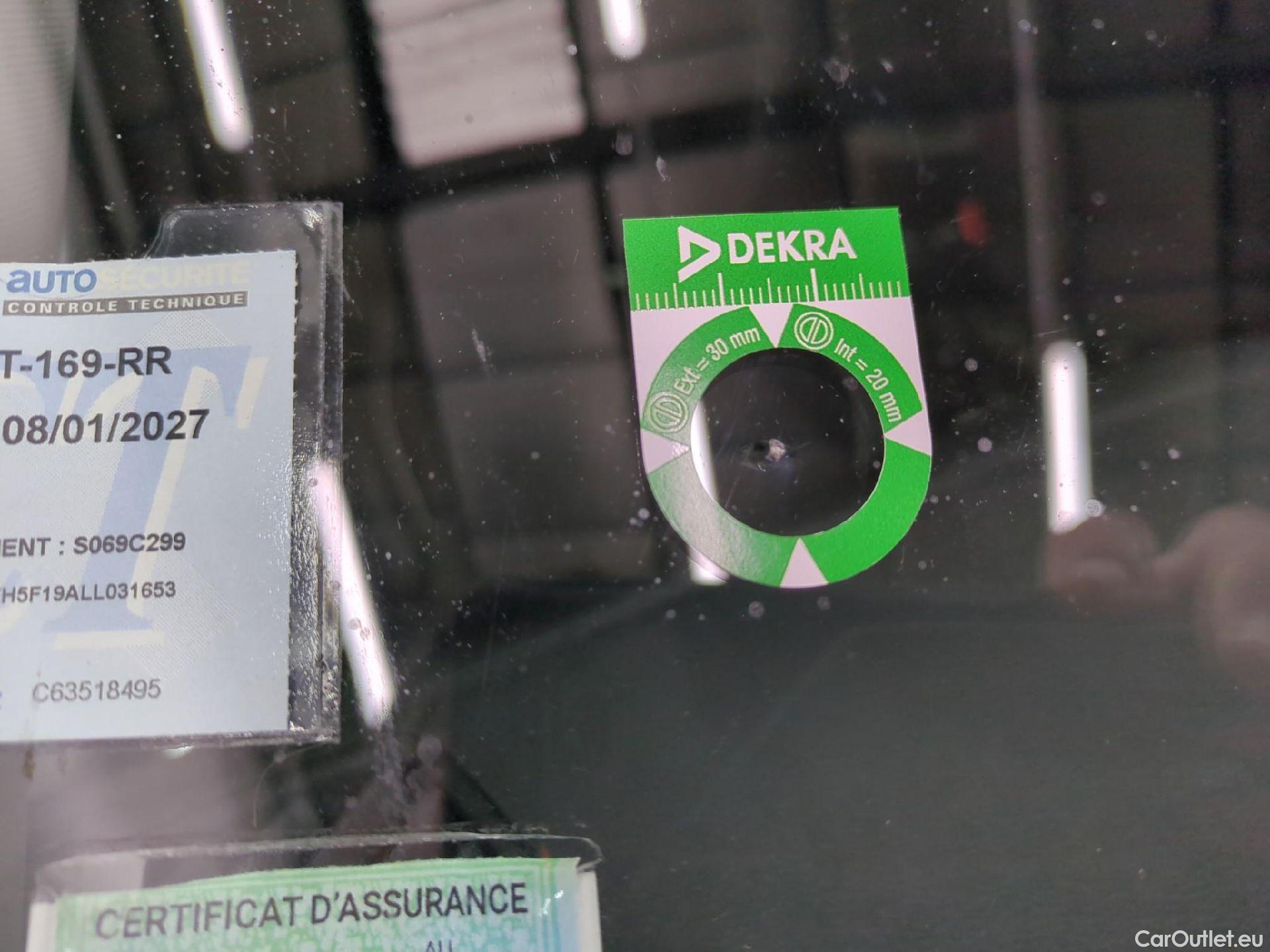  KIA  XCeed KIA  / 2019 / 5P / Crossover 1.6 CRDI 136 ISG LAUNCH EDITION #76