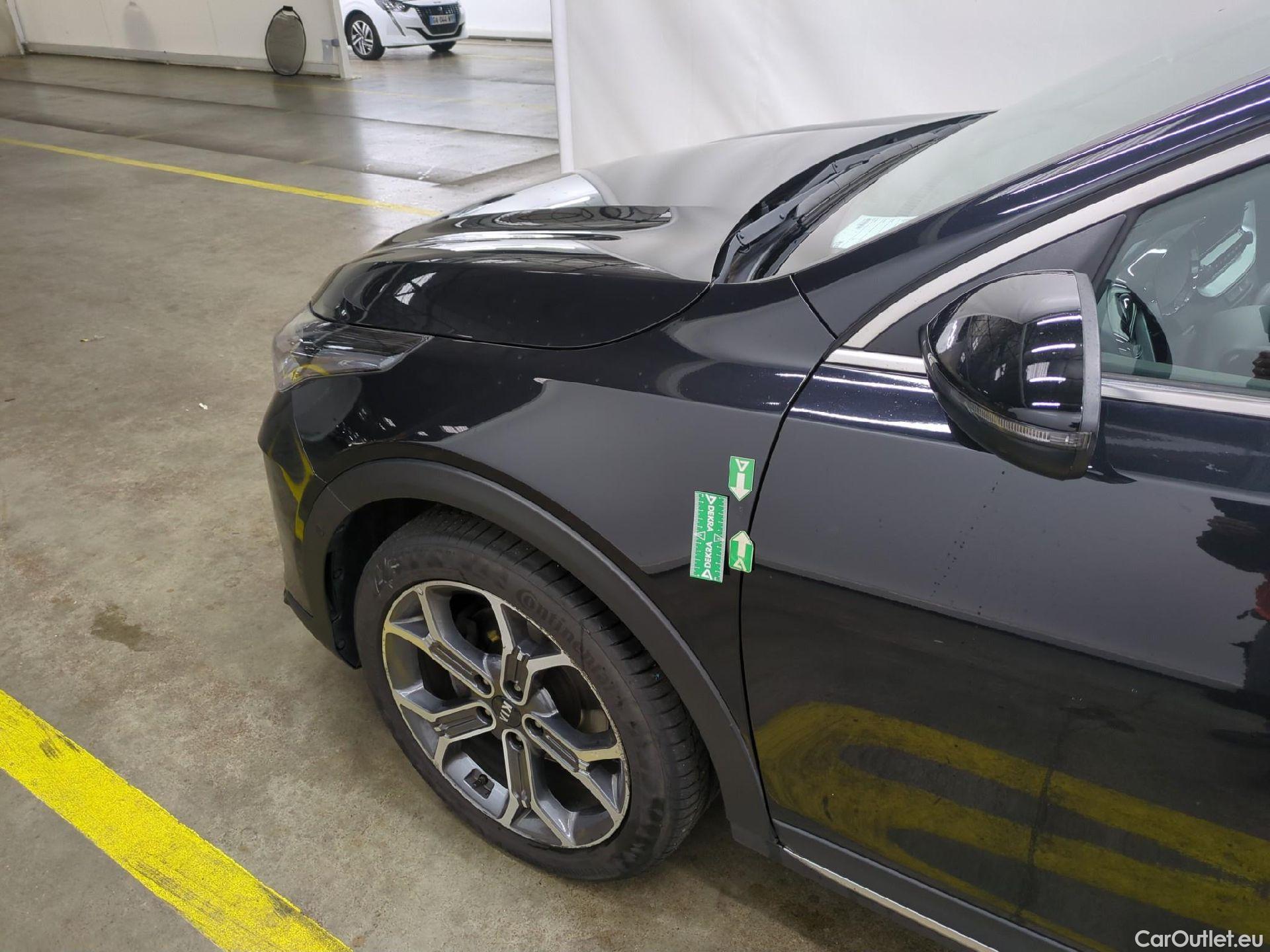  KIA  XCeed KIA  / 2019 / 5P / Crossover 1.6 CRDI 136 ISG LAUNCH EDITION #41