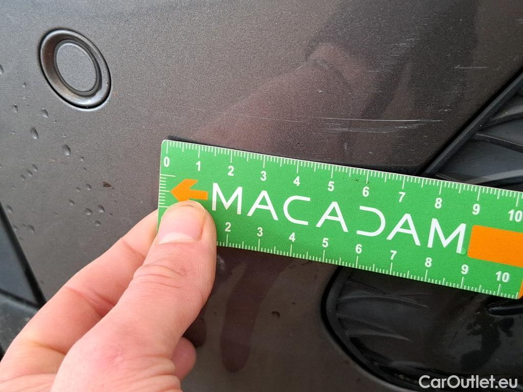  Mercedes  GLA MERCEDES-BENZ  / 2020 / 5P / SUV 1.3  200 BUSINESS LINE DCT #13