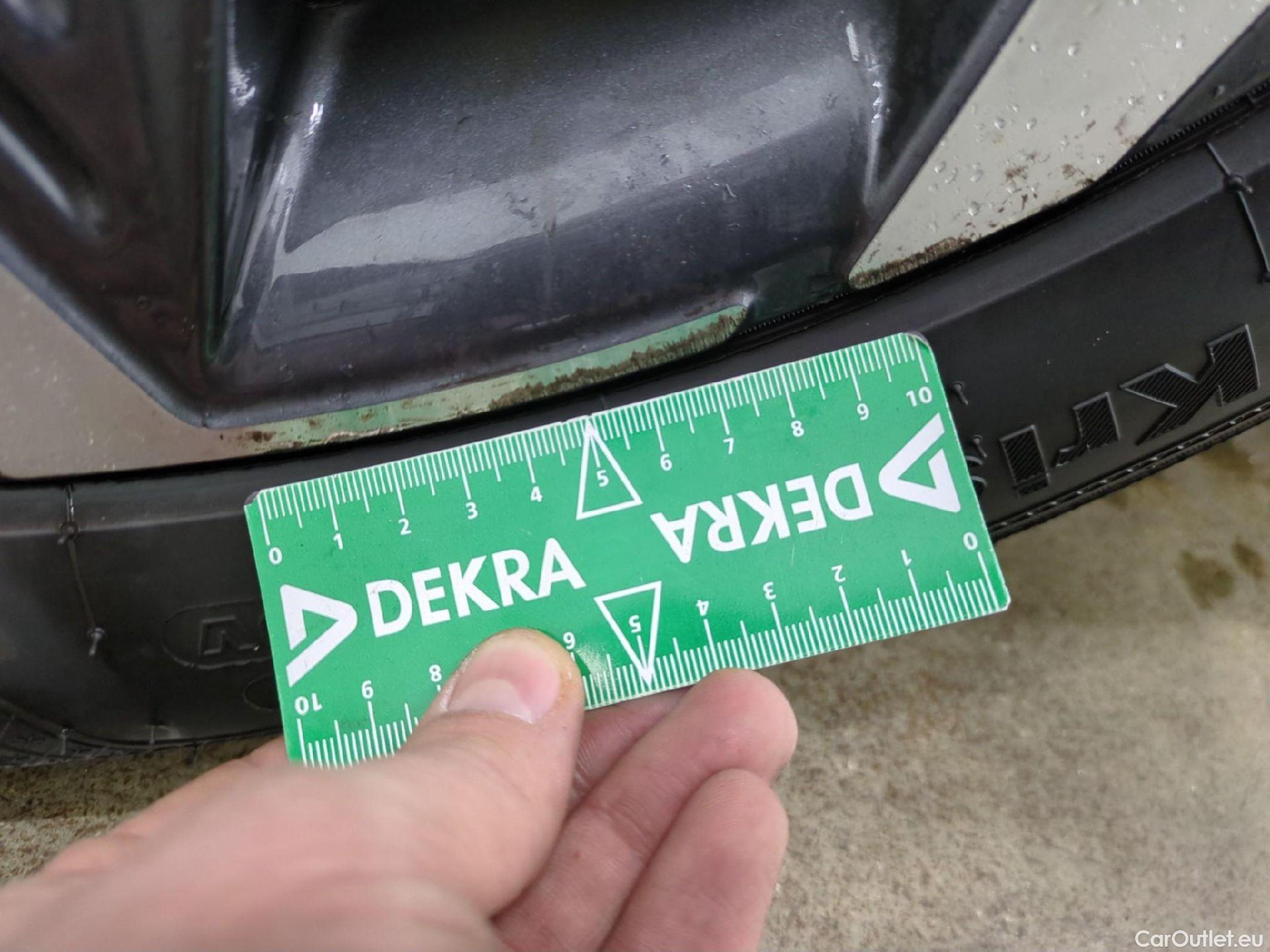  Hyundai  Tucson HYUNDAI  / 2020 / 5P / SUV 1.6 PHEV 265 HTRAC CREATIVE 4WD AUTO #10