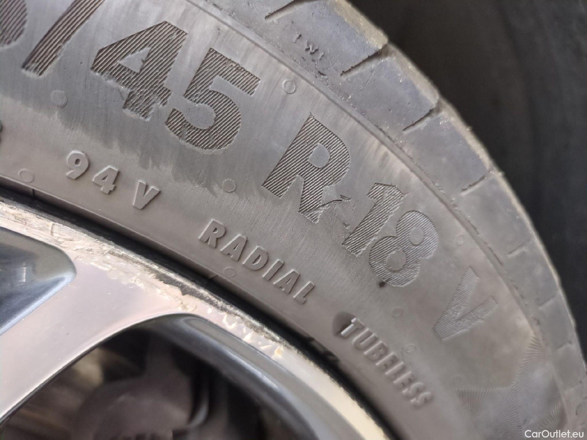  KIA  XCeed KIA  / 2019 / 5P / Crossover 1.6 CRDI 136 ISG LAUNCH EDITION #21