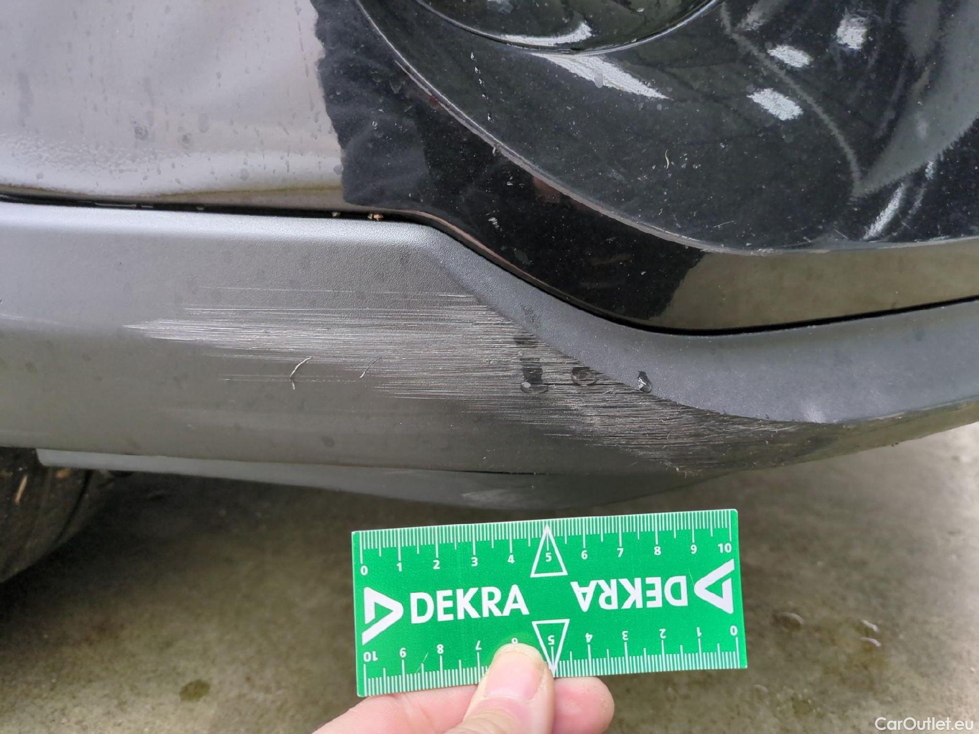  KIA  XCeed KIA  / 2019 / 5P / Crossover 1.6 CRDI 136 ISG LAUNCH EDITION #32