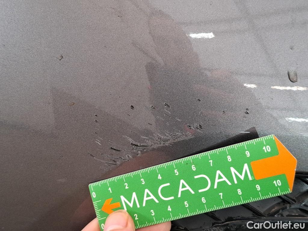  Mercedes  GLA MERCEDES-BENZ  / 2020 / 5P / SUV 1.3  200 BUSINESS LINE DCT #12