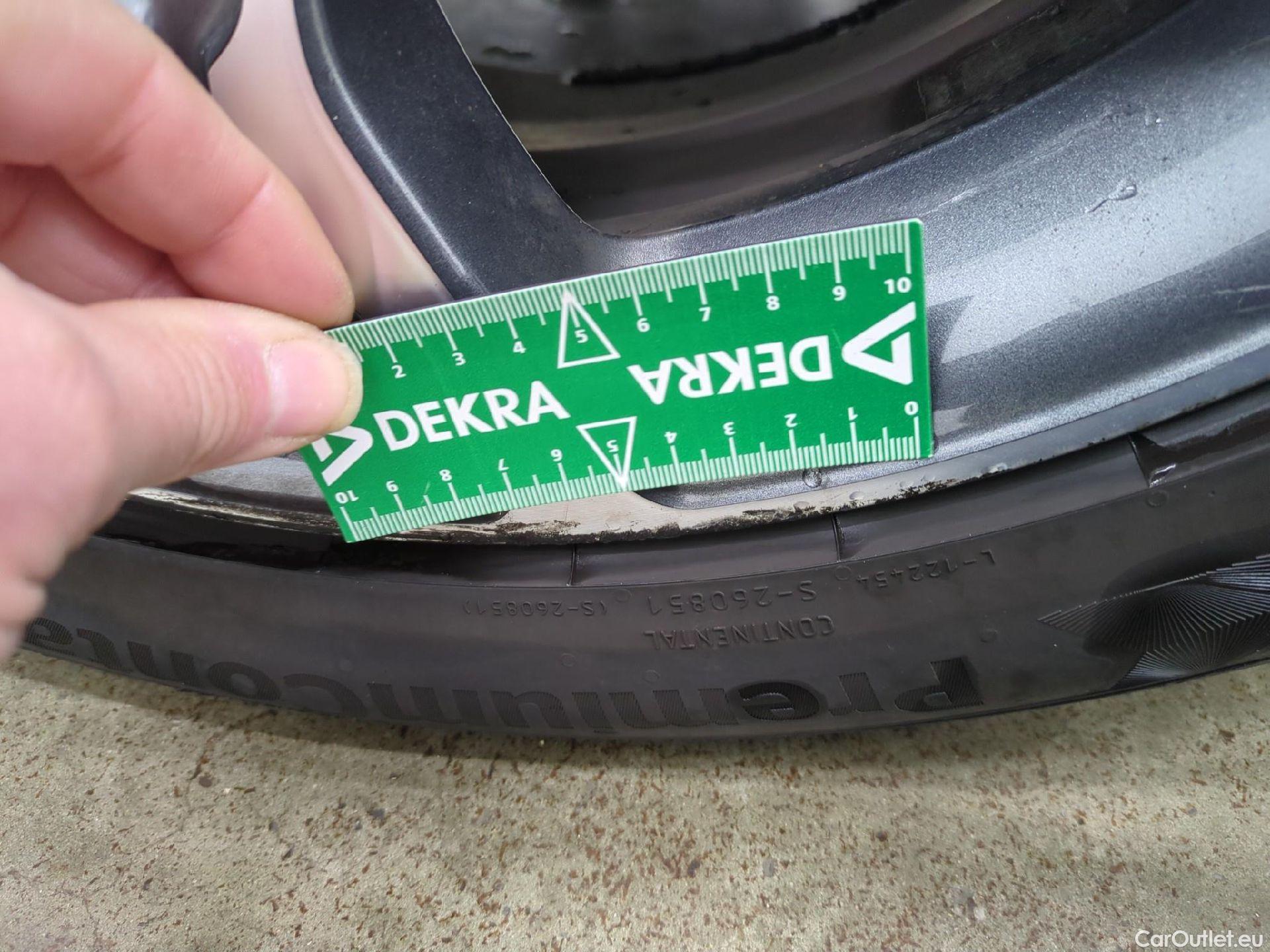  KIA  XCeed KIA  / 2019 / 5P / Crossover 1.6 CRDI 136 ISG LAUNCH EDITION #1