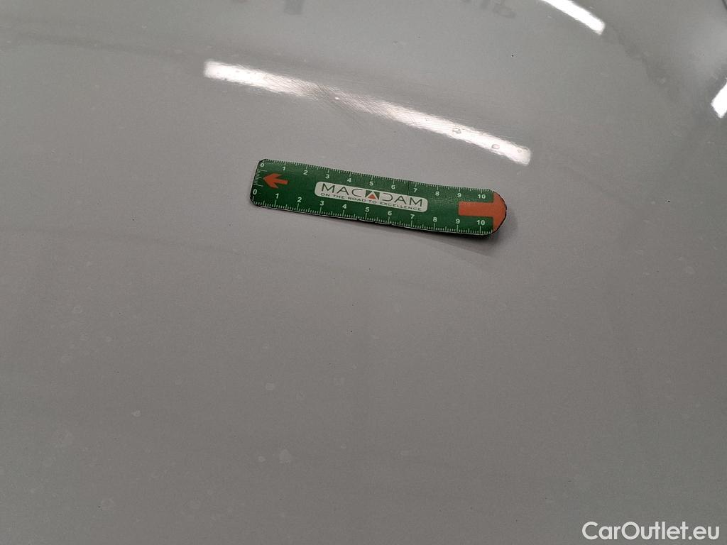  Peugeot  2008  Allure Pack 1.5 HDi 130CV BVA8 E6d #4