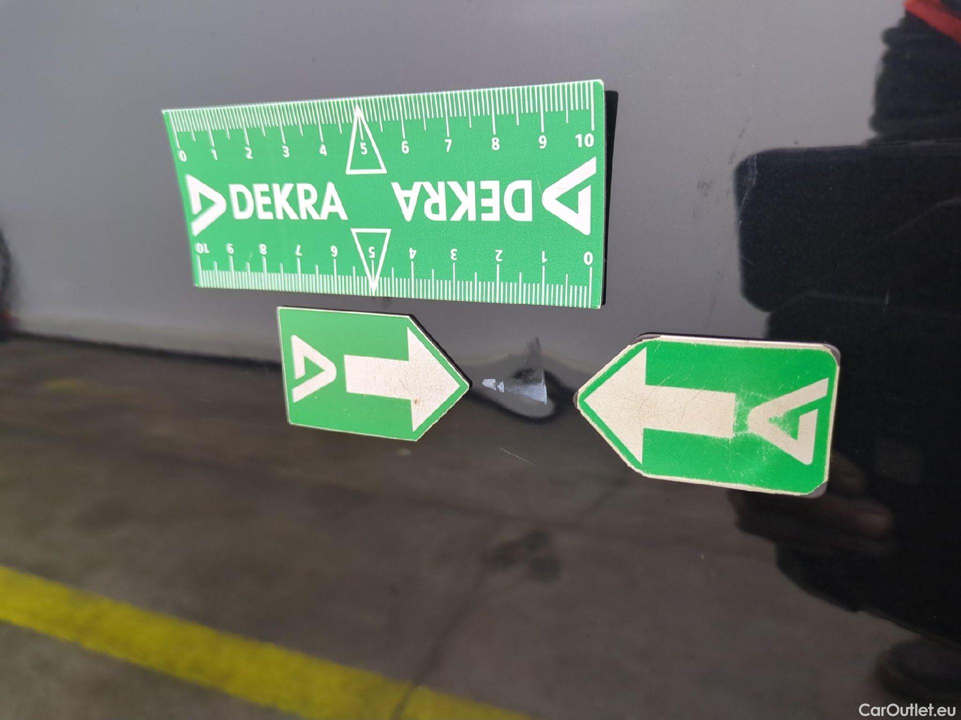  KIA  XCeed KIA  / 2019 / 5P / Crossover 1.6 CRDI 136 ISG LAUNCH EDITION #42