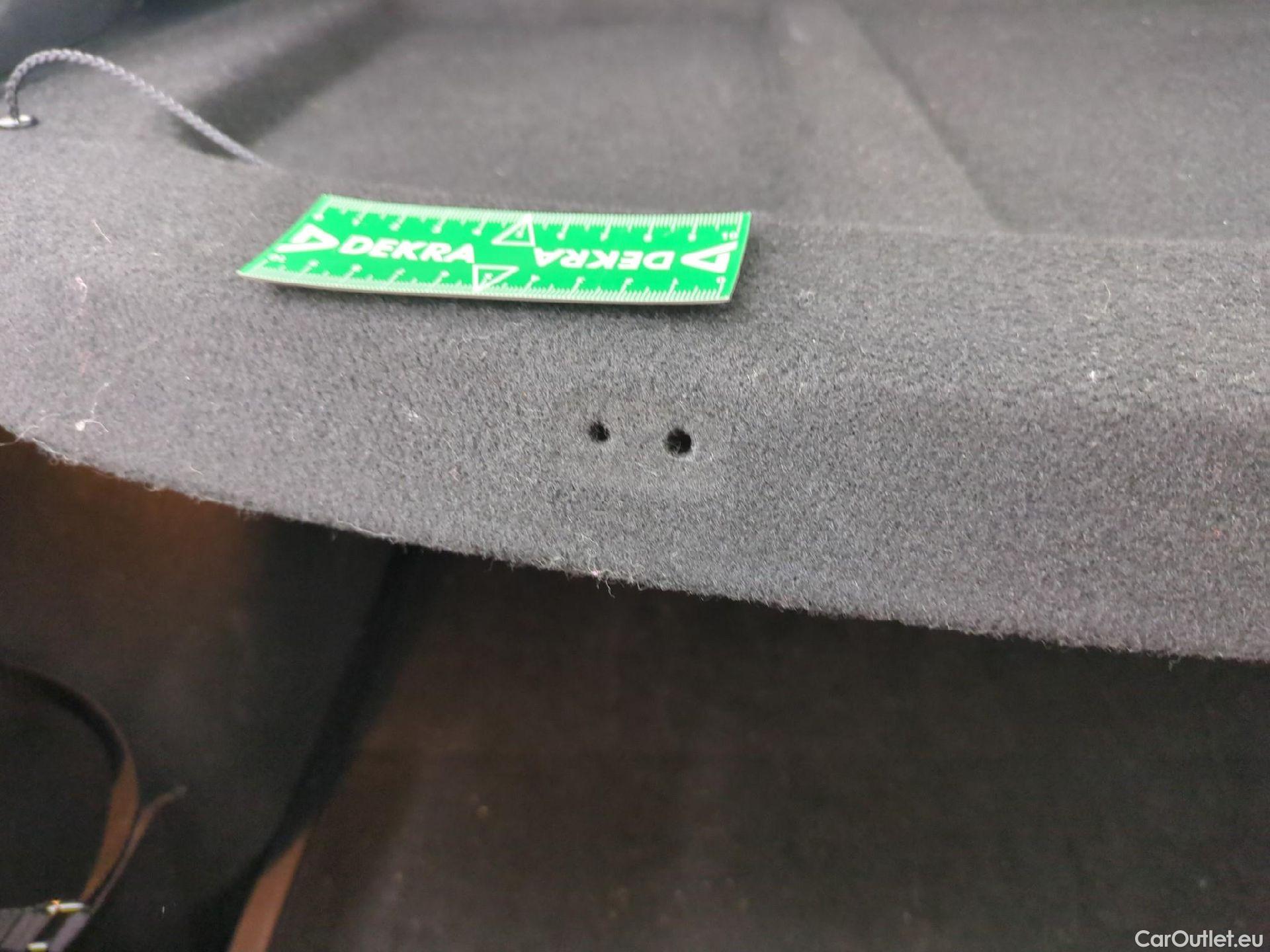  KIA  XCeed KIA  / 2019 / 5P / Crossover 1.6 CRDI 136 ISG LAUNCH EDITION #13