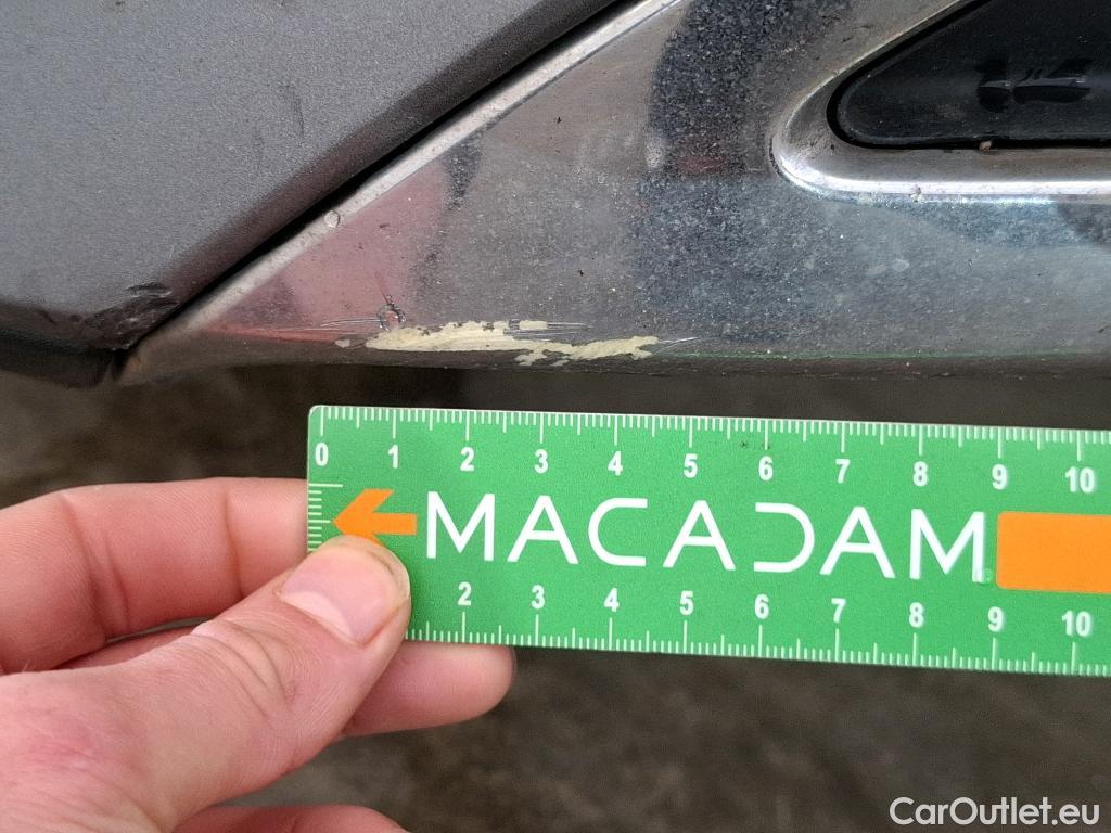  Mercedes  GLA MERCEDES-BENZ  / 2020 / 5P / SUV 1.3  200 BUSINESS LINE DCT #16