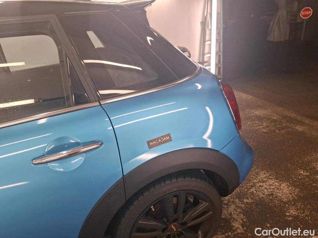  Mini  Cooper MINI Mini 5p Berline  Finition JCW 136 ch BVA7 #4