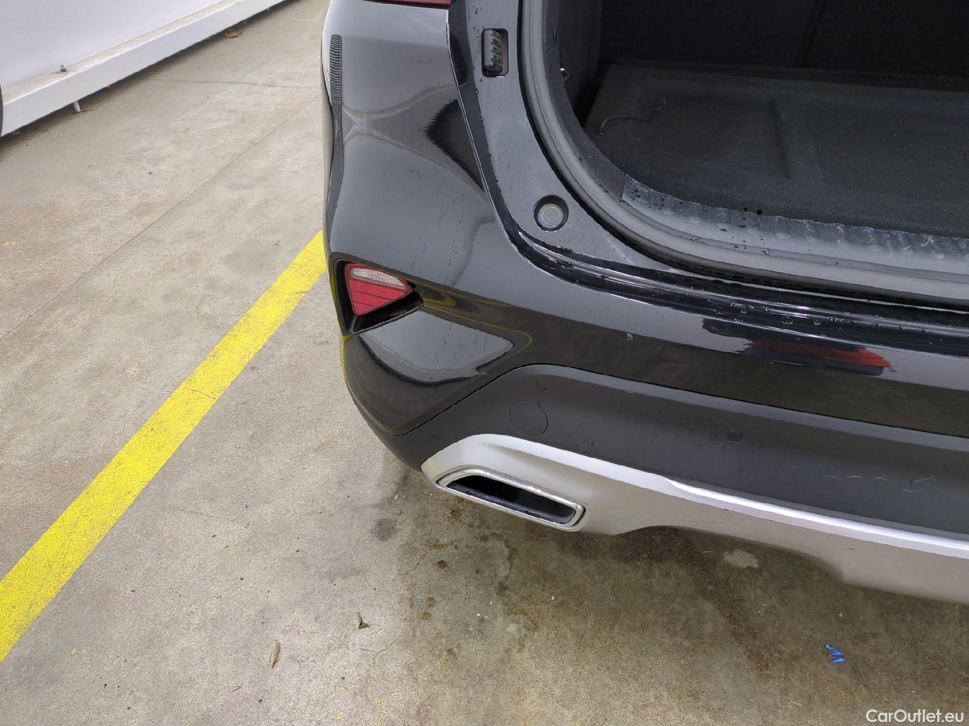  KIA  XCeed KIA  / 2019 / 5P / Crossover 1.6 CRDI 136 ISG LAUNCH EDITION #63