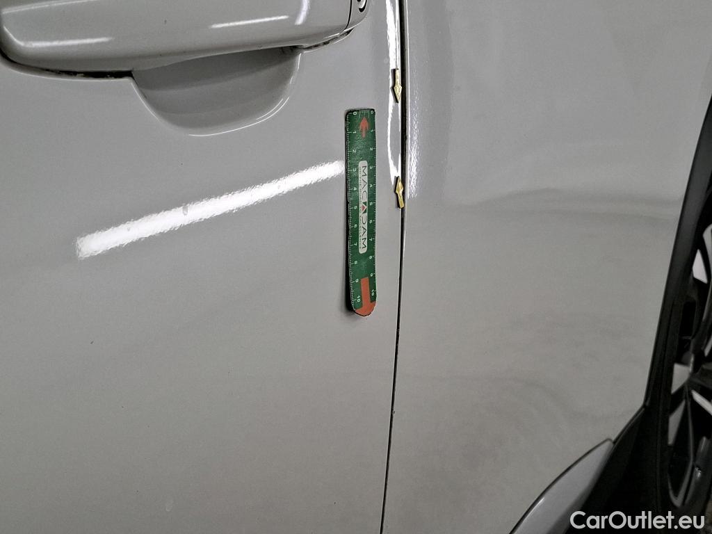  Peugeot  2008  Allure Pack 1.5 HDi 130CV BVA8 E6d #15