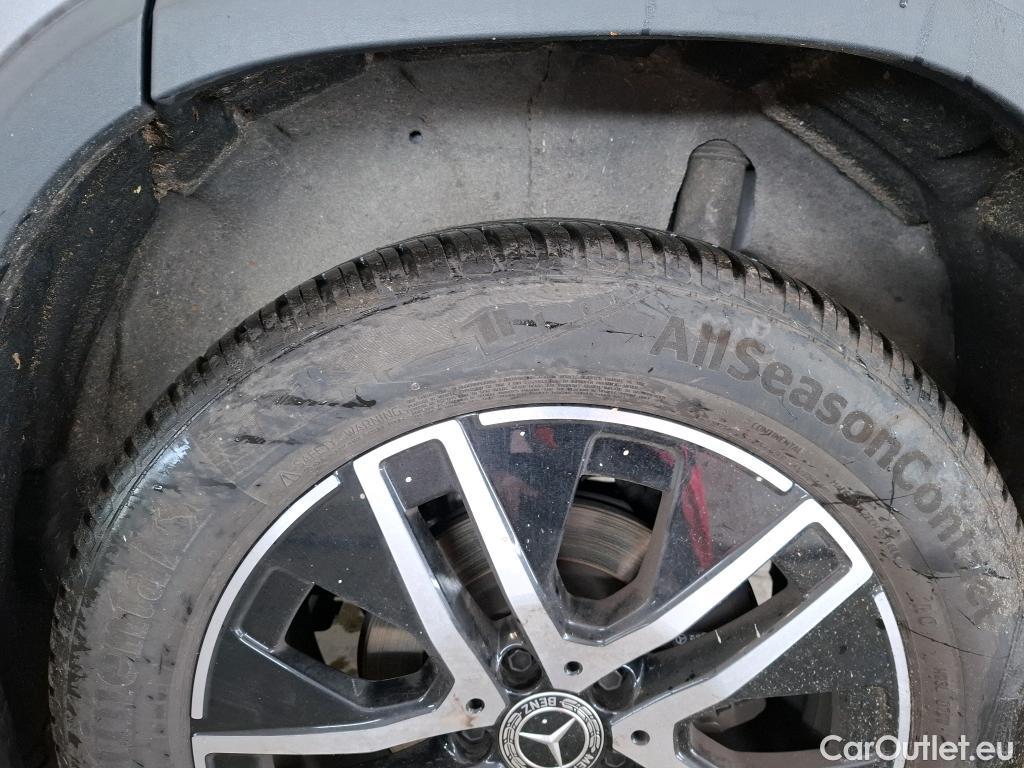  Mercedes  GLA MERCEDES-BENZ  / 2020 / 5P / SUV 1.3  200 BUSINESS LINE DCT #34