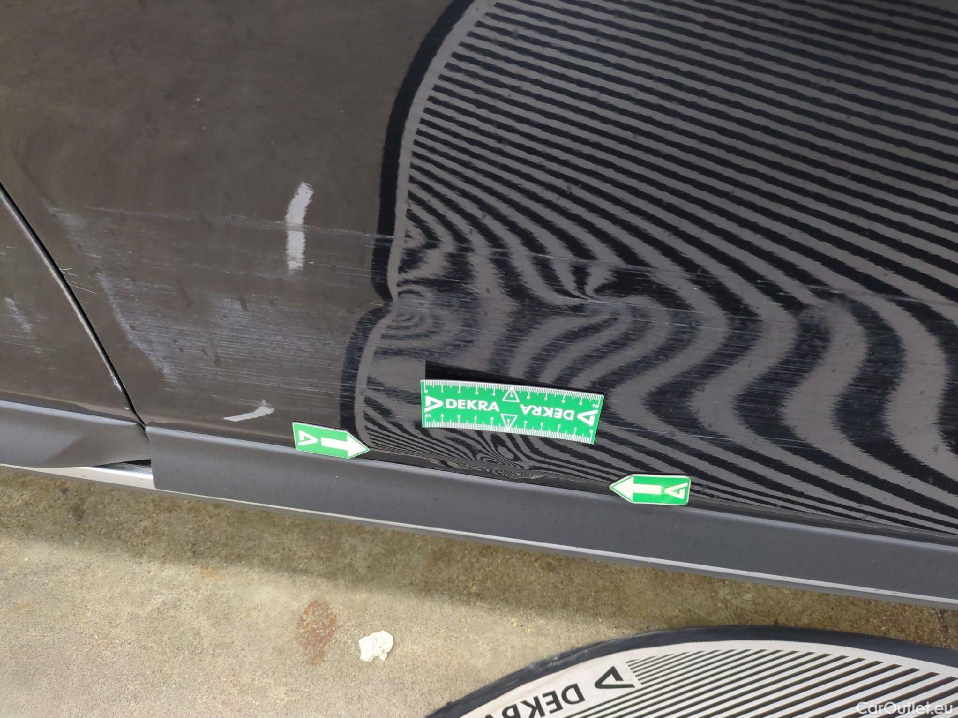  KIA  XCeed KIA  / 2019 / 5P / Crossover 1.6 CRDI 136 ISG LAUNCH EDITION #71