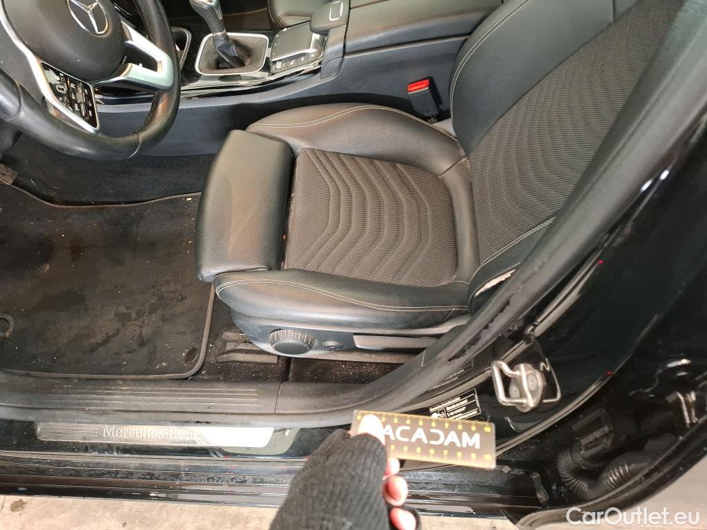  Mercedes  A-Klasse MERCEDES-BENZ Classe A Berline / 2018 / 4P / Berline A 180 d Business Line #64